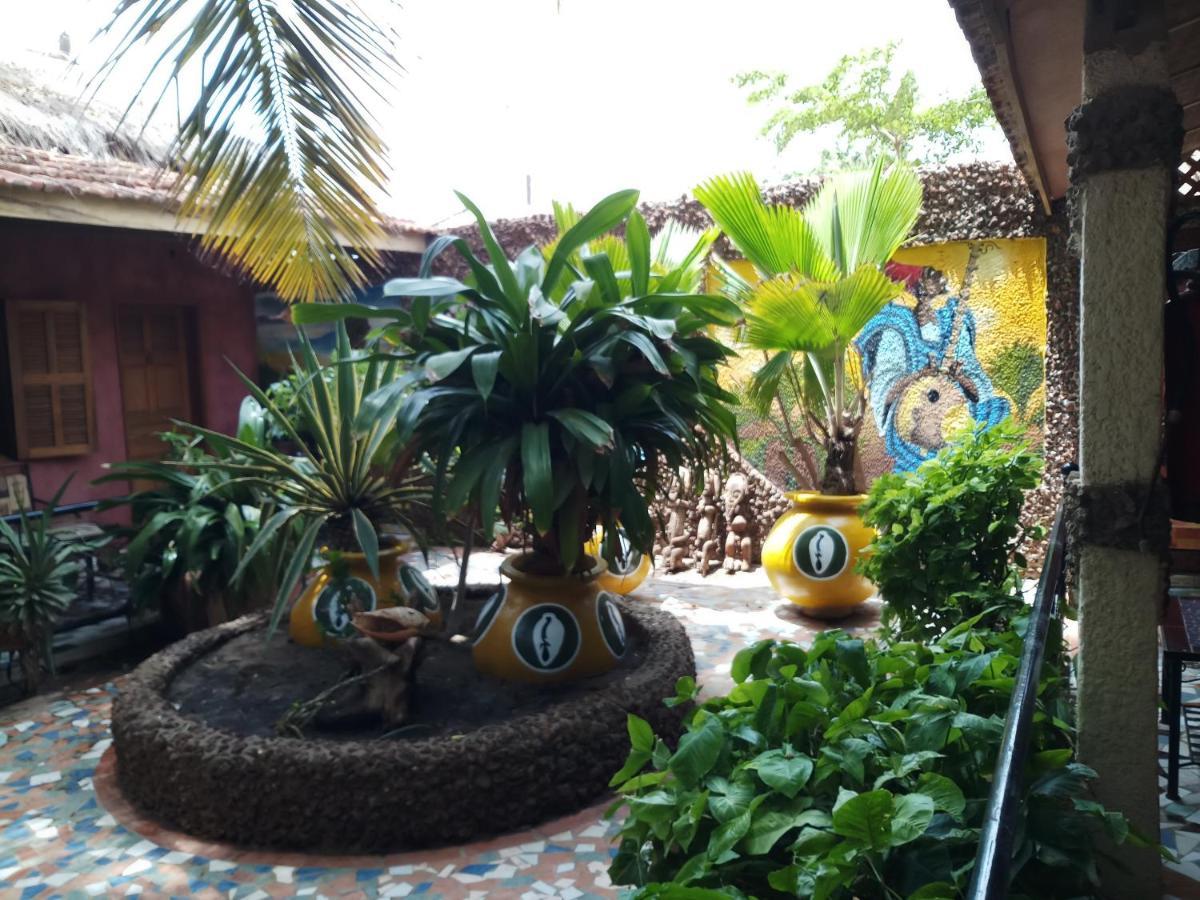 Auberge Khady Saly Exterior foto