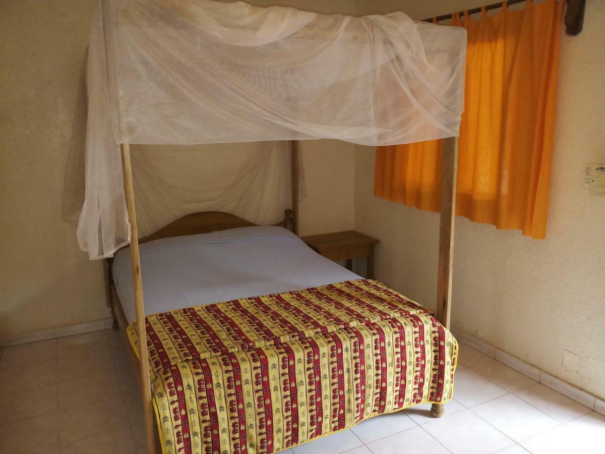 Auberge Khady Saly Exterior foto